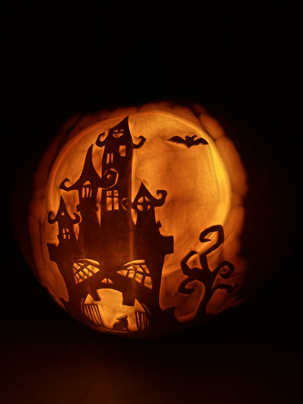 hallow-07.jpg